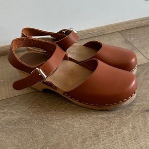 Mia Sofia Clogs - size 7